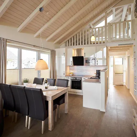 بيت للعطل Luxuswellnesshaus Seemannskoje Bliesdorf